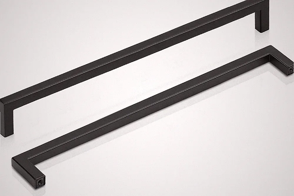 10 Stück Küchentürgriffe 25,6 cm Loch mittig flach schwarz Stahl Schrankgriff