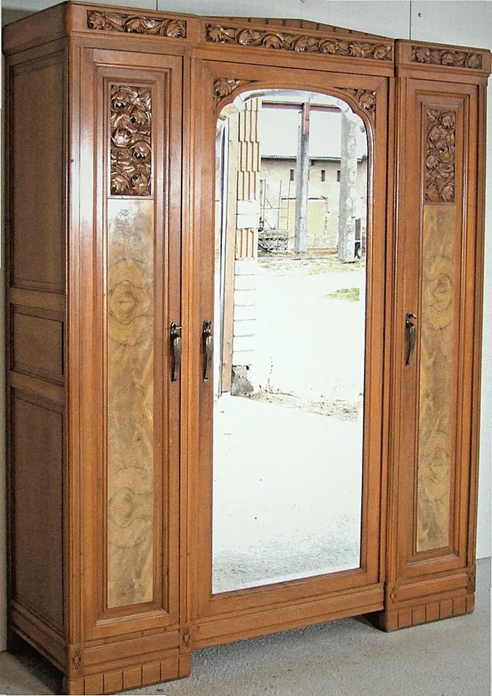 3111 ANTIK : JUGENDSTIL SPIEGEL SCHRANK NUSSBAUM UM 1920 FLORAL GESCHNITZT