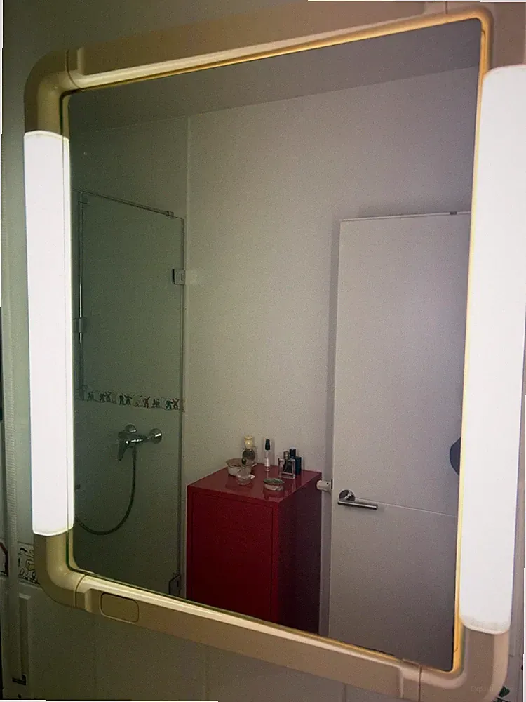 Allibert A910 Spiegel/ Badezimmerschrank mit Seitenleuchten aus den 1980er
