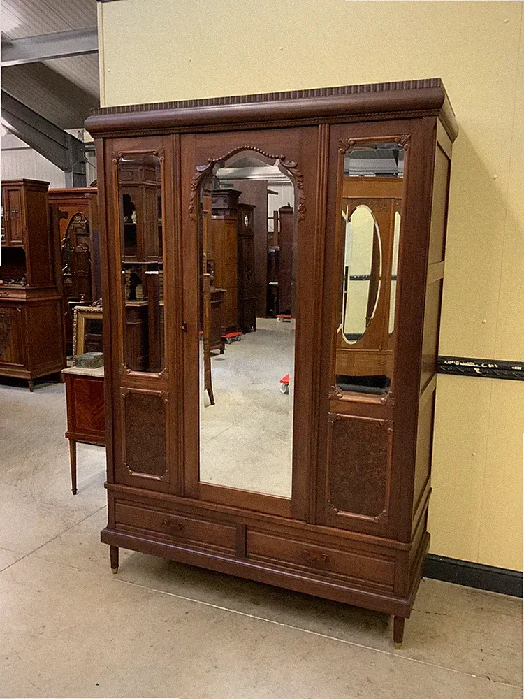 Antiker Art Deco Kleiderschrank - Traumhaft schön - Lieferung möglich!
