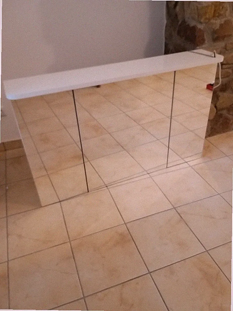 Bad Spiegelschrank mit Beleuchtung