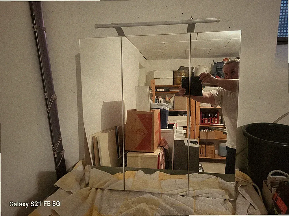 bad spiegelschrank mit beleuchtung steckdose