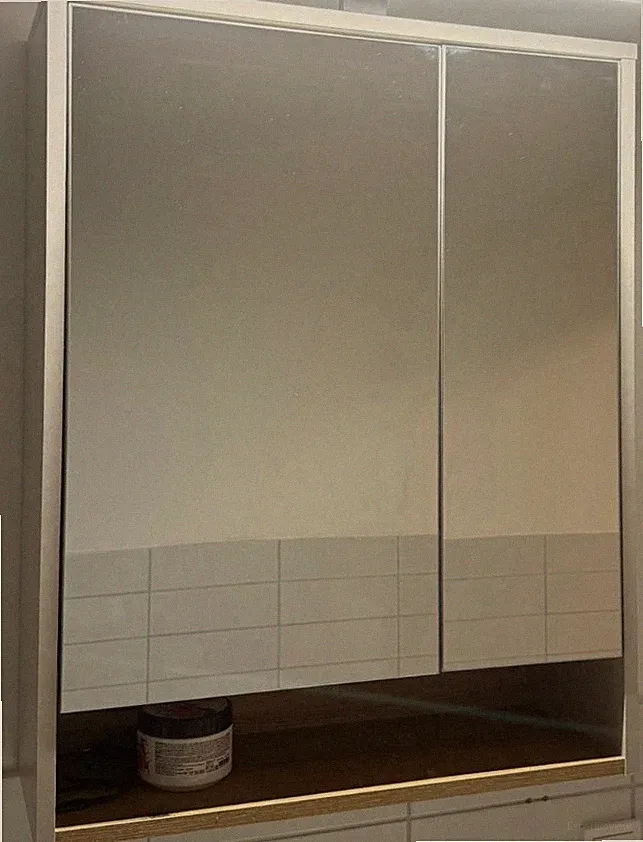 Badezimmer Spiegelschrank