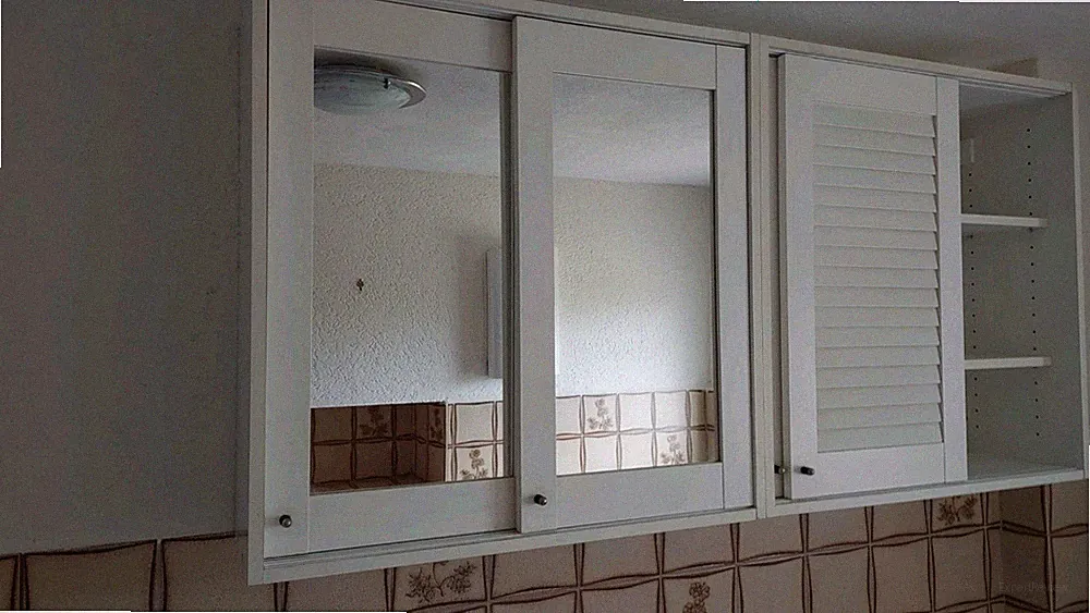 Badezimmer Wandschrank weiß mit Spiegel & Glastüren, 120x60x90 cm