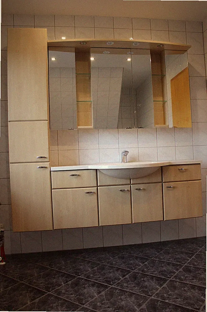 badmöbel gebraucht, 4 Teilig, Holzfront, Optik: Hell, breite ca. 1,75m