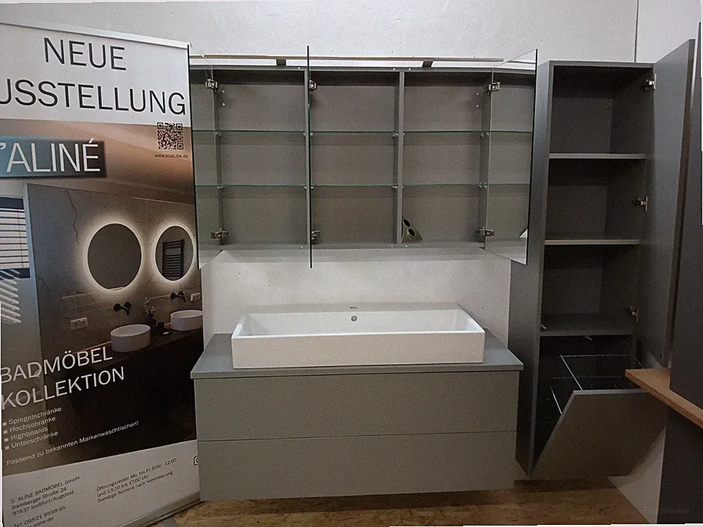 Duravit Vero Aufsatzbecken, Unterschrank, Spiegelschrank und Hochschrank