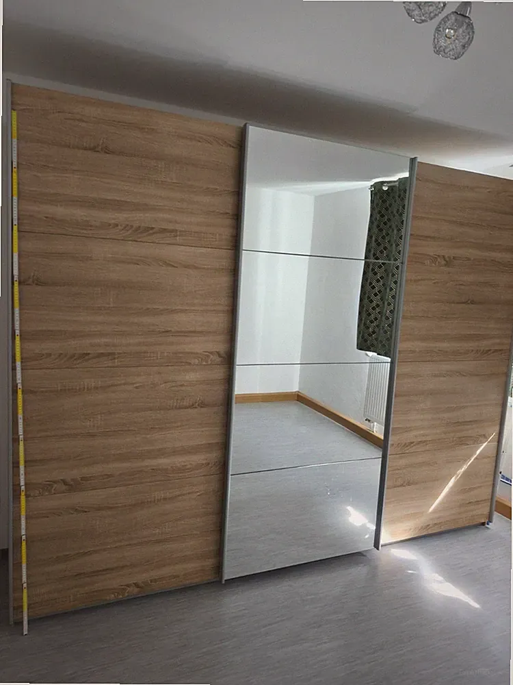 Freistehender Kleiderschrank 250cm 3-türig Schiebetür Spiegel 2 Schubladen
