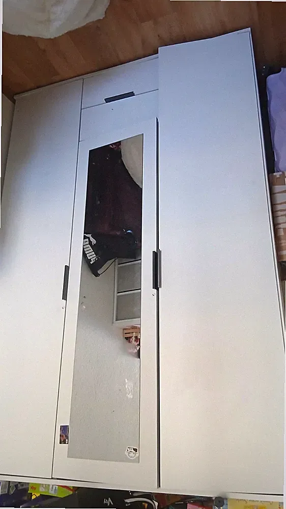 Freistehender Kleiderschrank 3-türig mit Spiegel, weiß, 150x200x200 cm