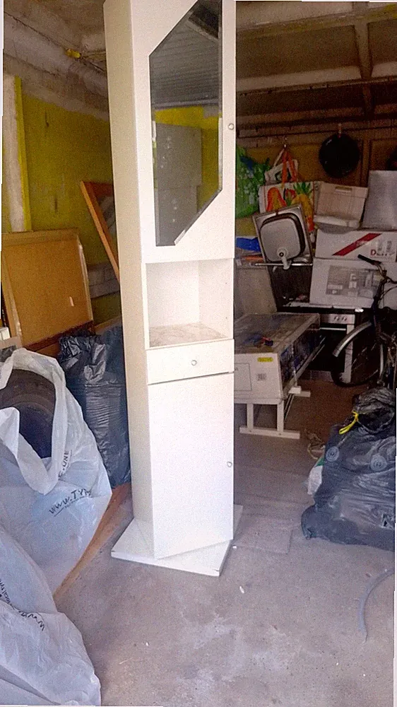 Freistehender Spiegelschrank weiß, 2 Glastüren, 1 Schublade 200x40x30