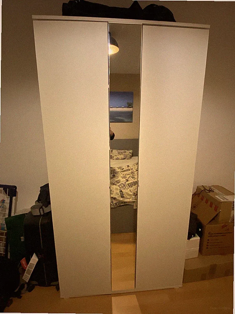IKEA Kleiderschrank Weiß mit Integriertem Spiegel
