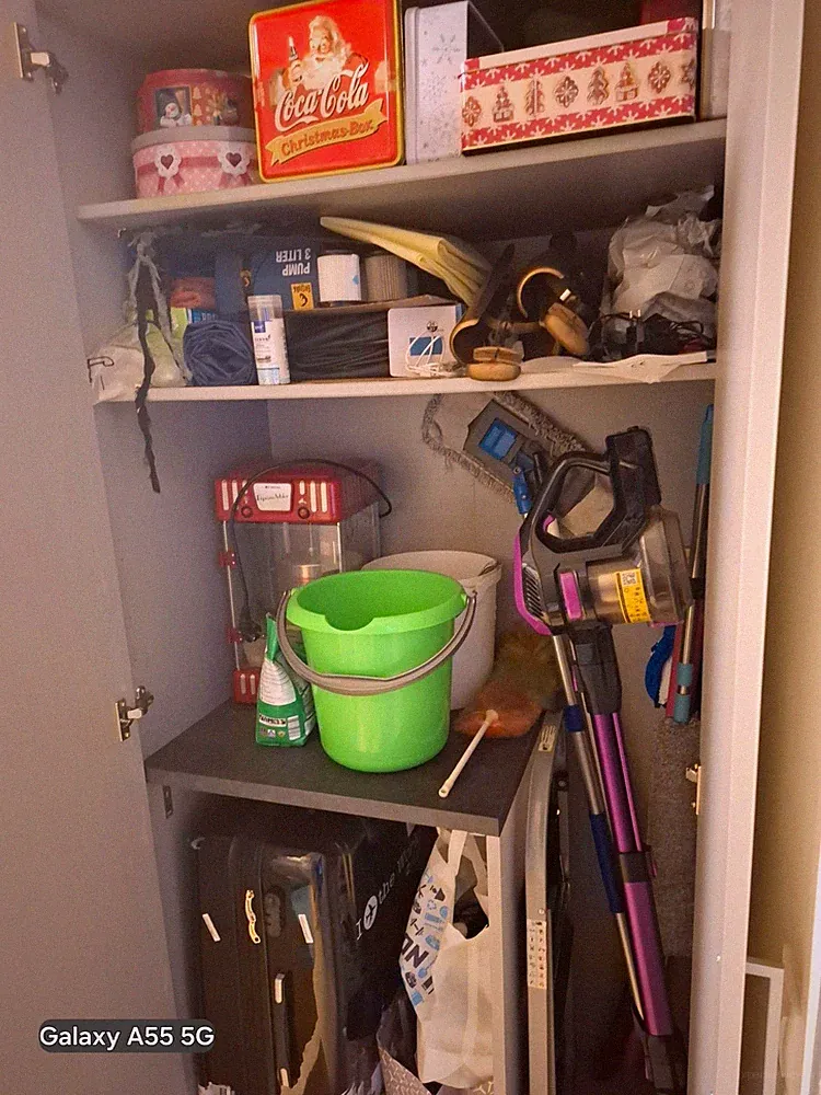 IKEA PAX Kleiderschrank Weiß/Grau mit Spiegel, 2 Türen, 2 Schubladen 75cm