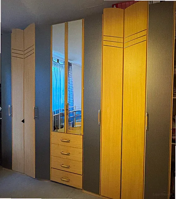Kleiderschrank beige 250x210x55 cm, 5-türig mit Spiegel/Holstüren, 4 Schubl.