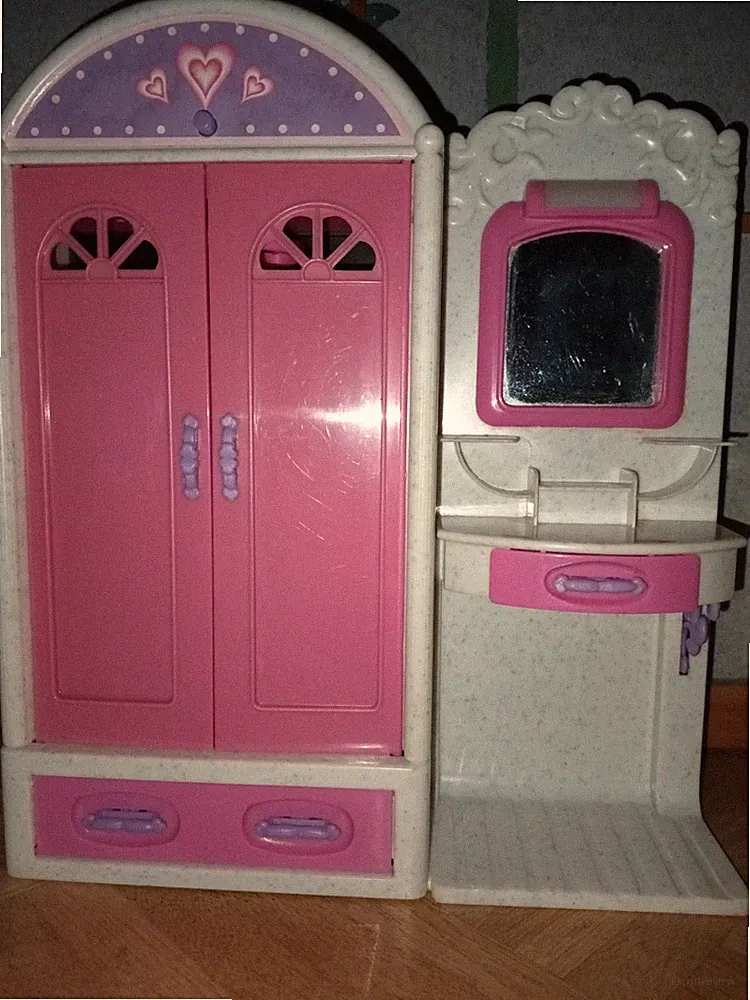 Kleiderschrank für BARBIE❤️und Waschtisch mit Spiegel⛔️Vintage‼️