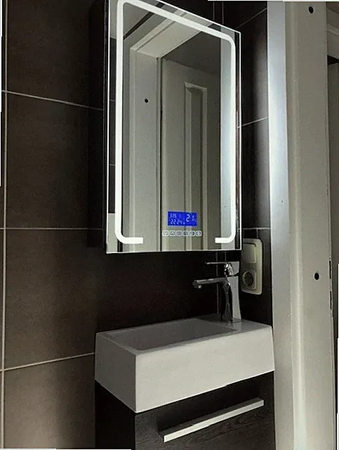 LED Spiegelschrank 70x50 Edelstahl Bluetooth Radio Temperatur Uhr Badezimmer WC