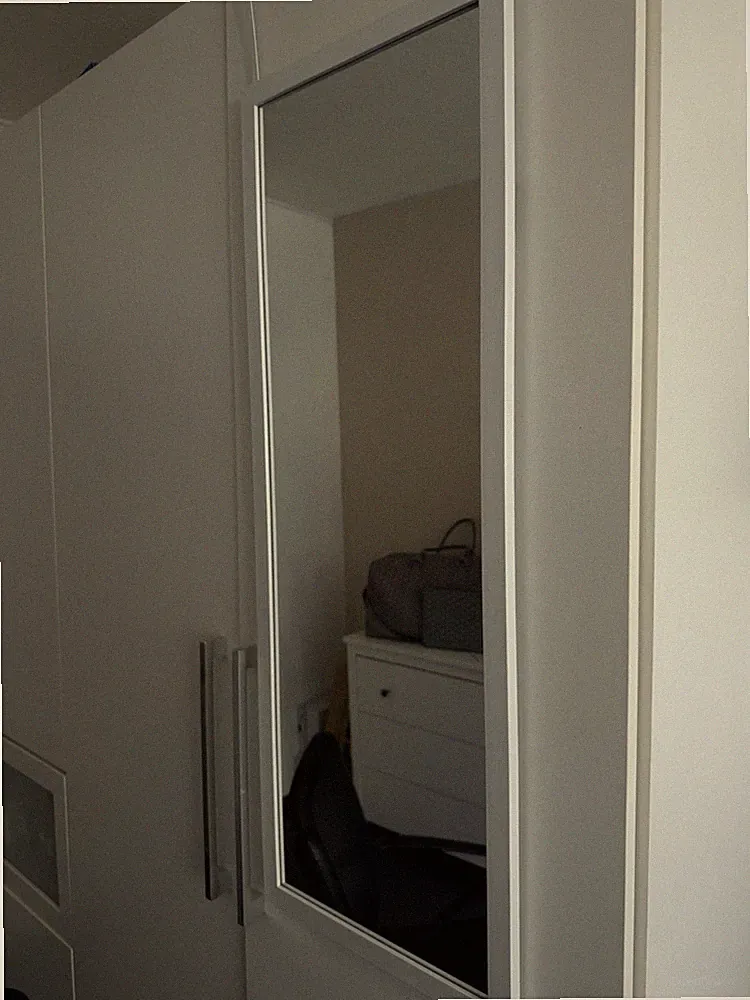 Rauch Kleiderschrank weiß mit Spiegel 1 Tür 95x35x1cm Holzwerkstoff matt modern