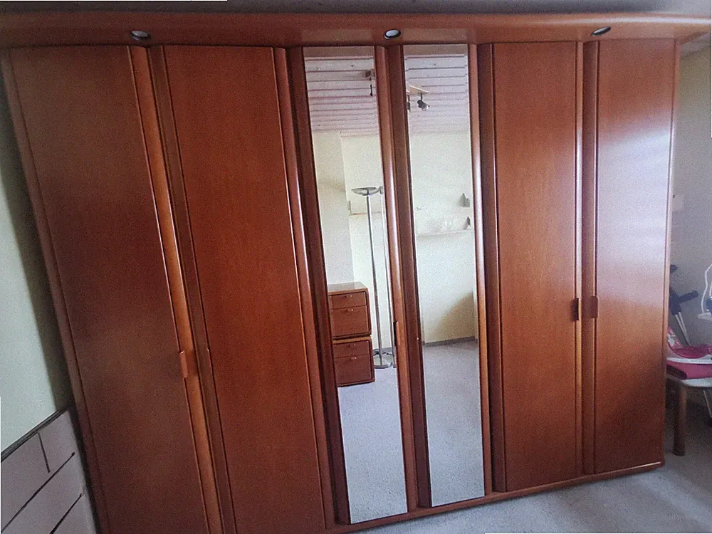 Schlafzimmer komplett gebraucht Kirsch Holz teil-Massiv.