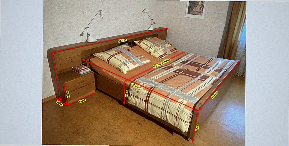 Schlafzimmer komplett (Massivholz- Eiche)