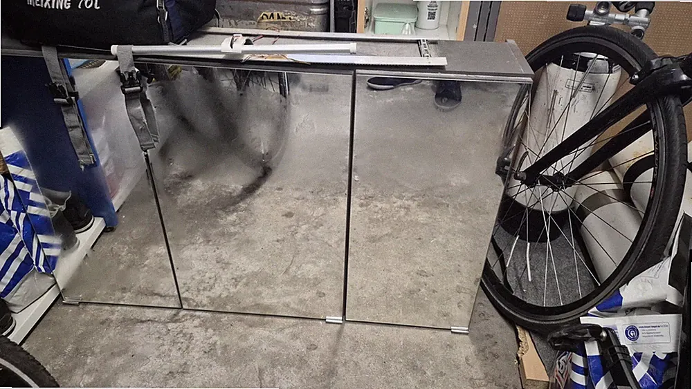 Spiegelschrank Badezimmer 3 Spiegeltüren Regal silber modern 100x60x21cm