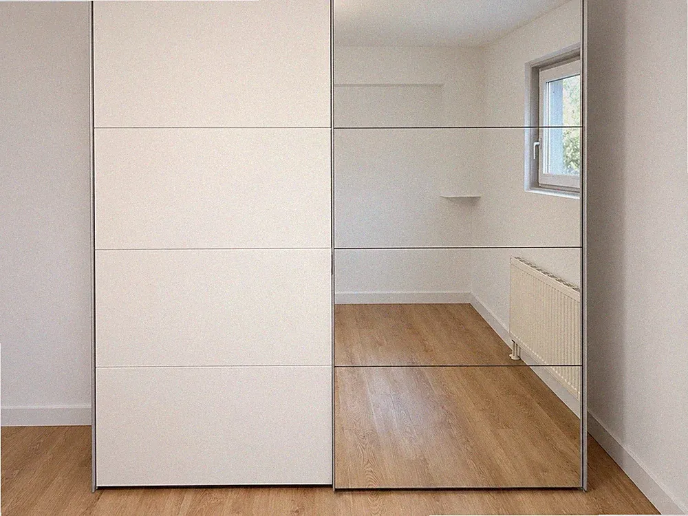 7 Spiegelschrank