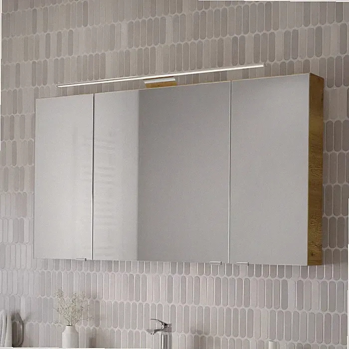 Steinkamp Living 2.0 Spiegelschrank 120 cm mit 3 Türen und LED-Aufsatzleuchte