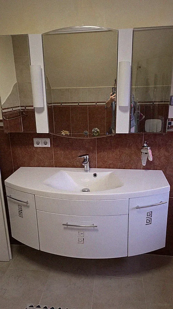 XXL Badmöbel 130cm Breit mit Spiegel Badschrank